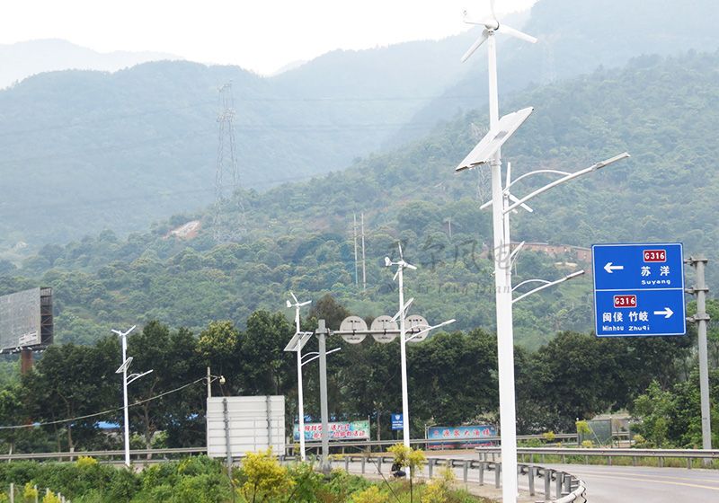 風(fēng)力發(fā)電機(jī)路燈需要額外投入多少維護(hù)費(fèi)用？